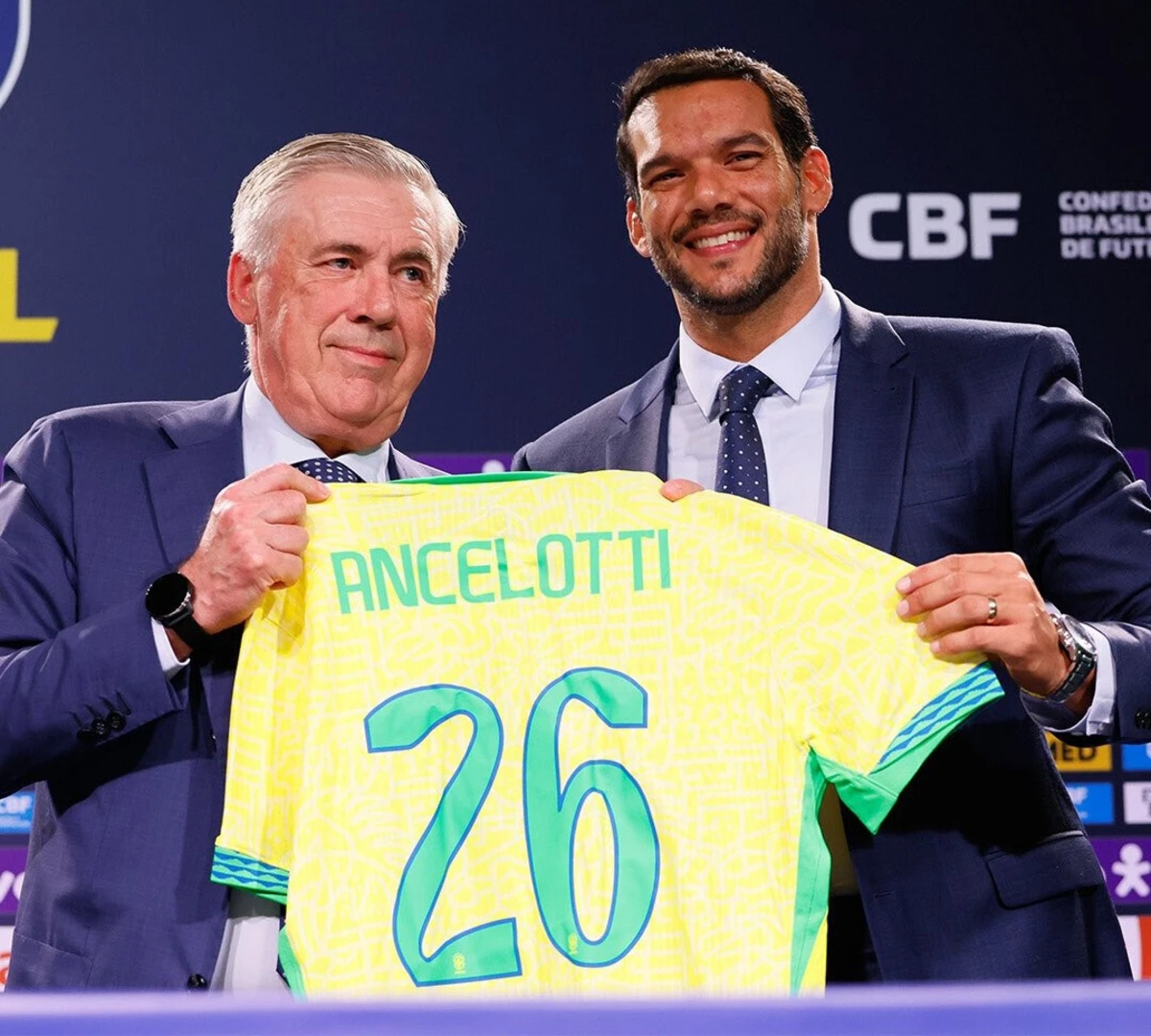 Ancelotti na apresentação pelo Brasil