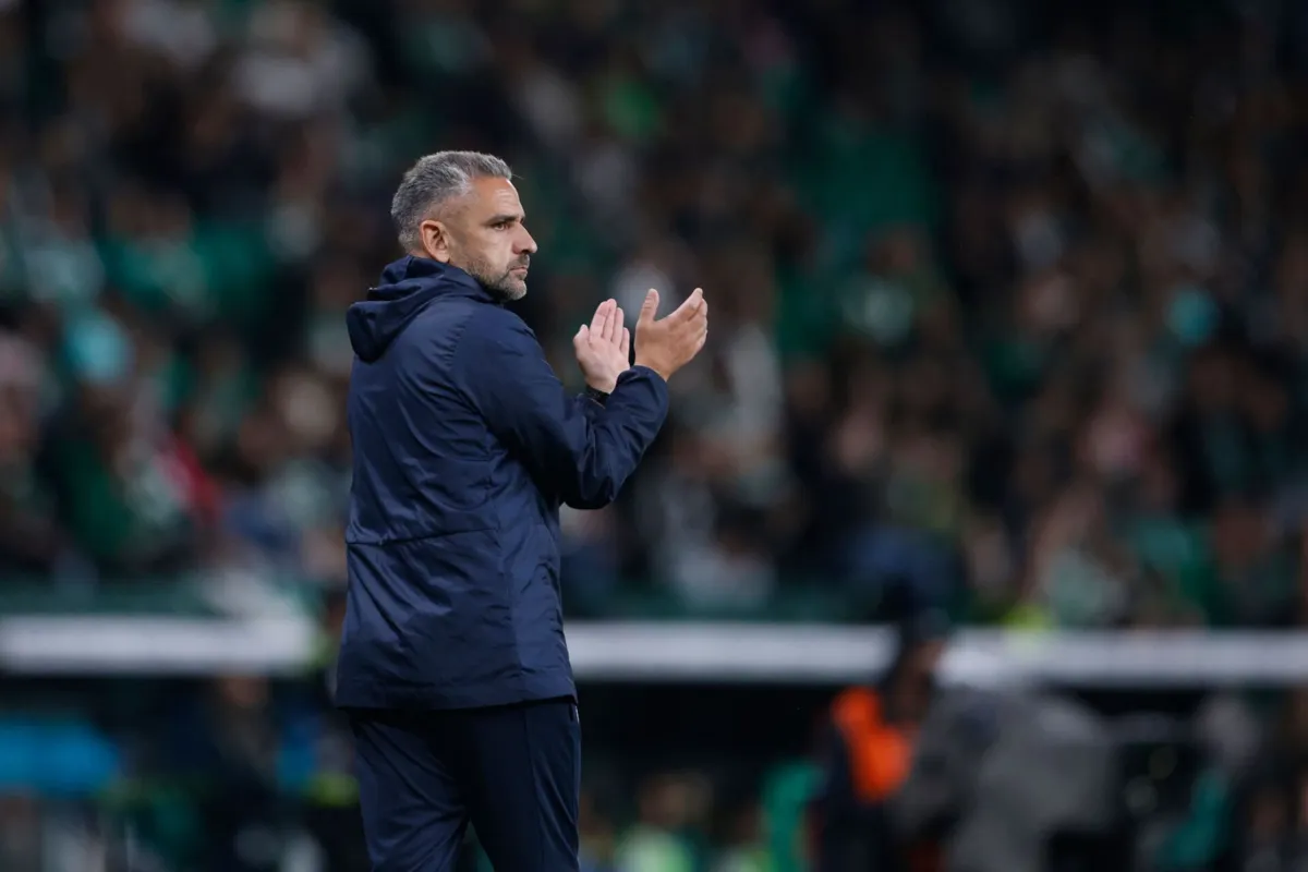 Rui Borges no jogo frente ao Alverca