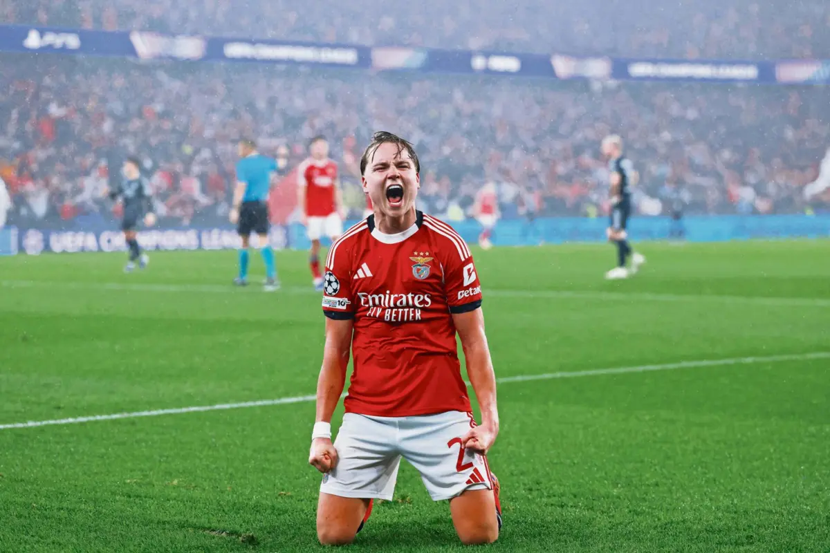 Schjelderup bisou frente ao Real Madrid, para a Champions