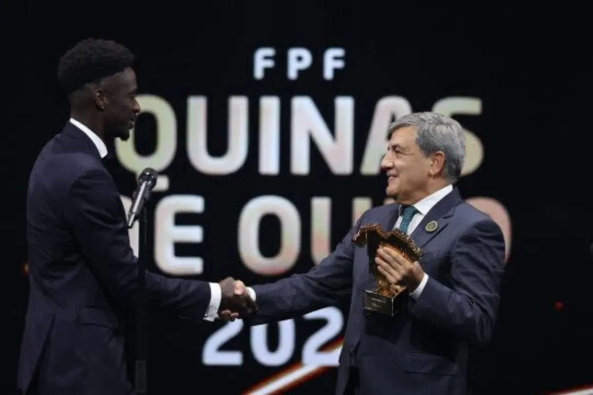 Éder e Fernando Gomes (créditos: FPF)