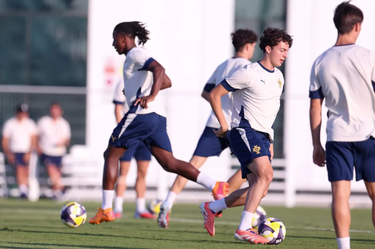 Imagem de contexto do artigo Santiago Verdi no Mundial sub-17: "Temos muita atenção com o sono e a alimentação"