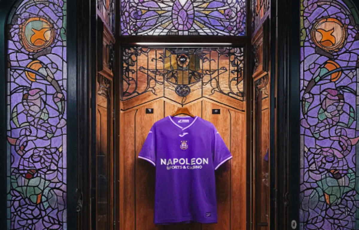 Imagem de contexto do artigo Equipamentos do Anderlecht evocam estilo arquitetónico Arte Nova