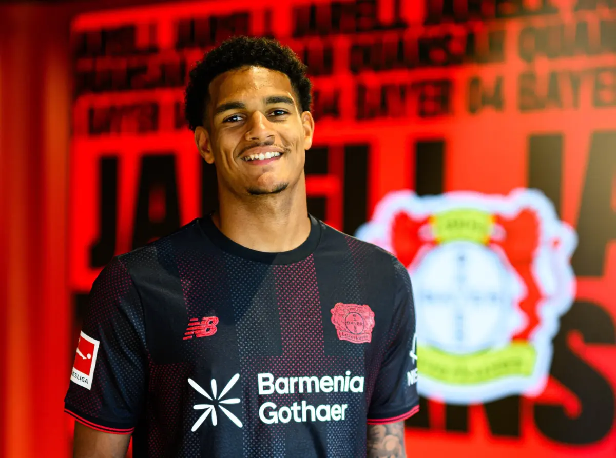 Quansah (créditos: Bayer Leverkusen)