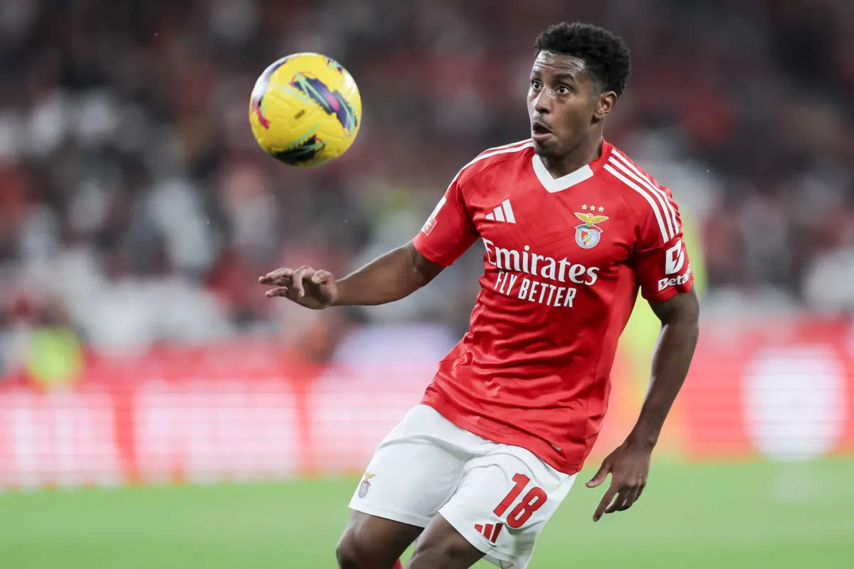 Leandro Barreiro (Gerardo Santos)