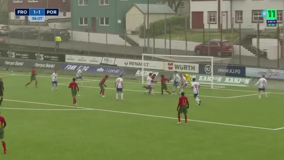 Imagem de contexto do artigo Fábio Silva restitui igualdade no Ilhas Faroé-Portugal. Eis o golo