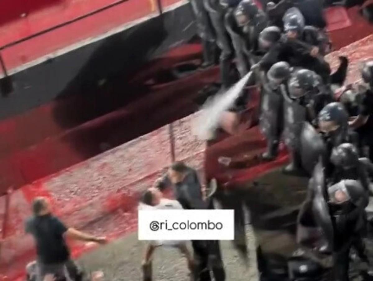 Imagem de contexto do artigo Nem gás pimenta o travou: presidente Riquelme acalmou ânimos com polícia