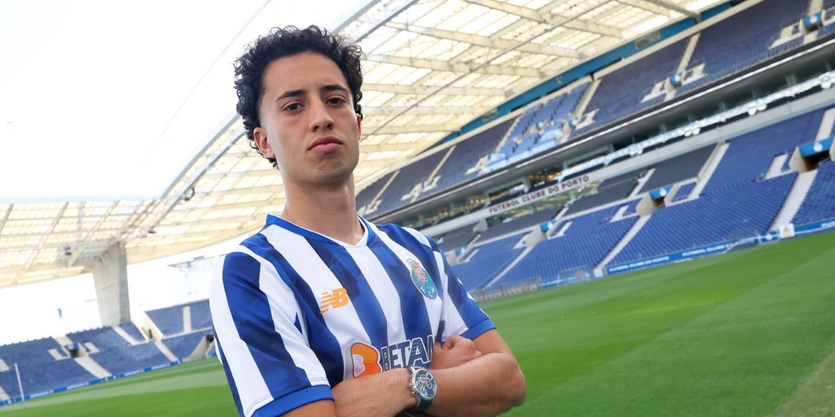 Imagem de contexto do artigo FC Porto anuncia renovação de André Oliveira