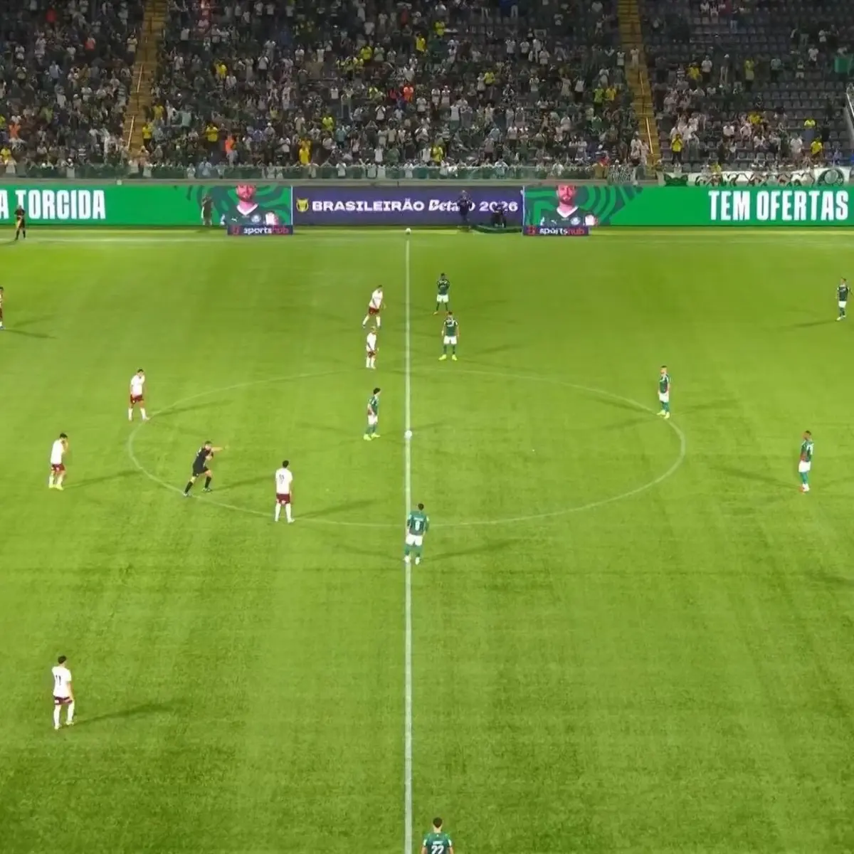 Imagem de contexto do artigo Contra o Fluminense, Palmeiras deu o pontapé de saída na primeira parte... e também na segunda