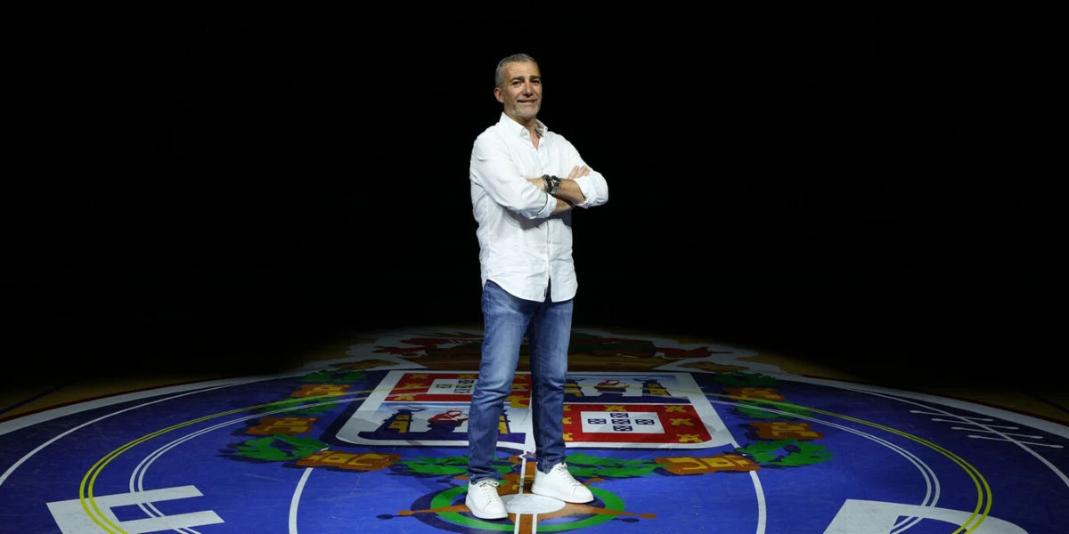 Paulo Freitas é o novo treinador do campeão FC Porto