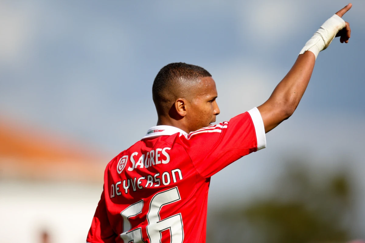 Deyverson