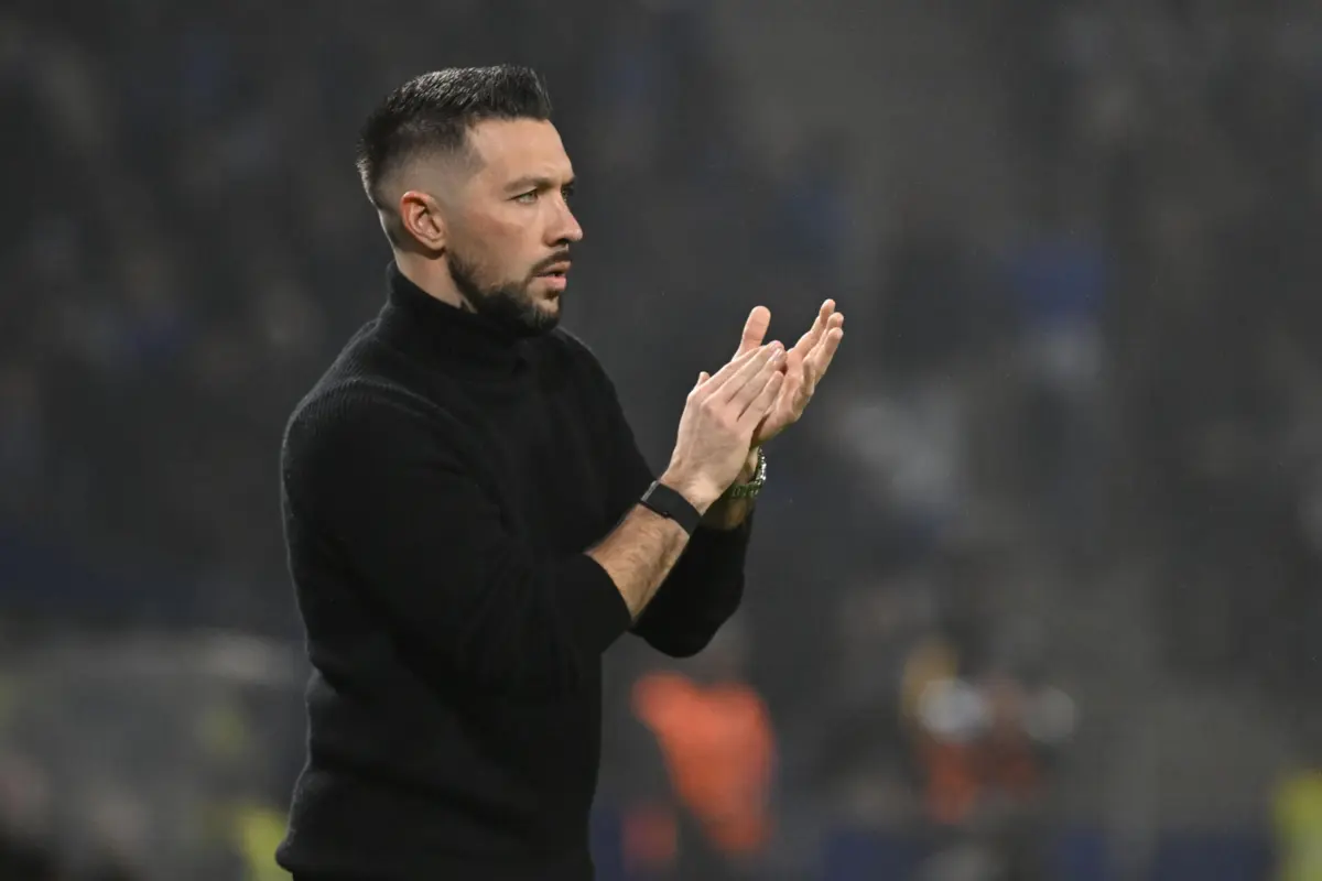FC Porto"s headcoach Francesco Farioli during their Portuguese League soccer match with Sporting, at Dragao Stadium in Porto, Portugal, 09 february 2026. FERNANDO VELUDO/LUSA