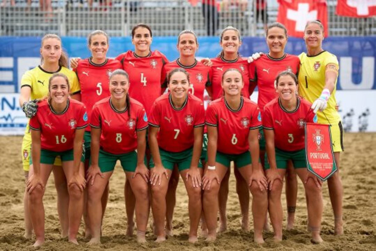 Imagem de contexto do artigo Portugal nas "meias" da Superfinal da Liga Europeia de futebol de praia feminino