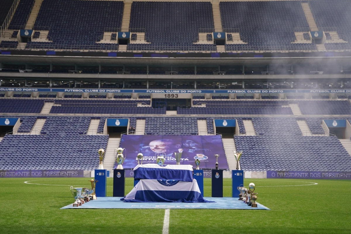 Pinto da Costa foi homenageado (créditos: FC Porto)