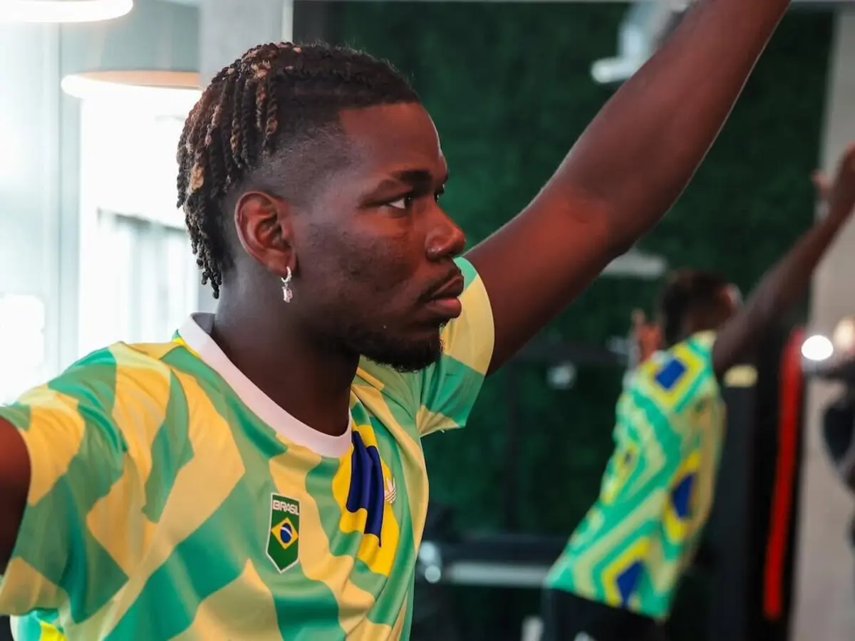 Pogba surgiu nas redes sociais com uma camisola do Brasil (créditos: Instagram)