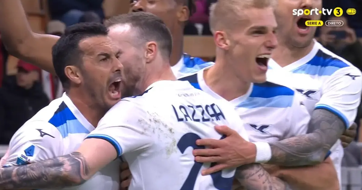 Imagem de contexto do artigo Com menos um, Milan foi tramado por penálti aos 90+8': veja os golos