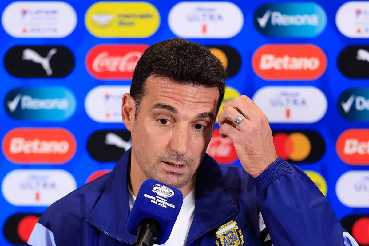 Scaloni (créditos: AFP)