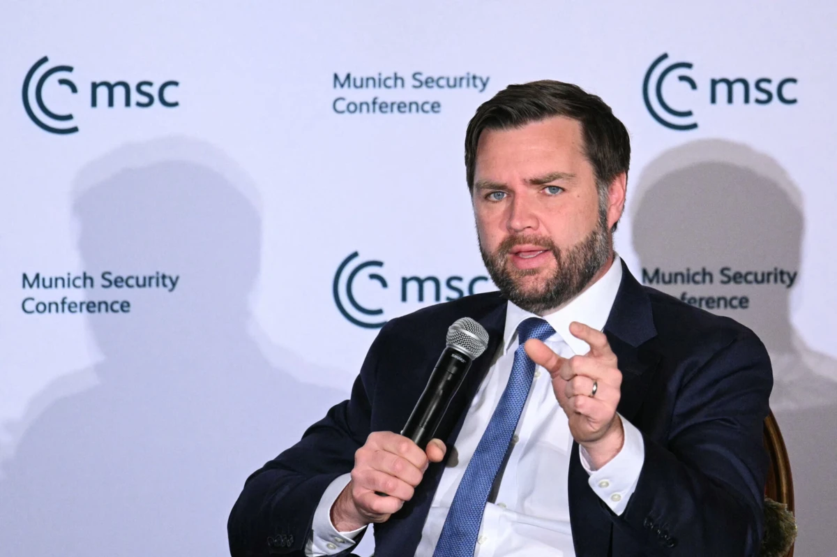 Imagem de contexto do artigo Guerra na Ucrânia: JD Vance pede negociações diretas entre Kiev e Moscovo