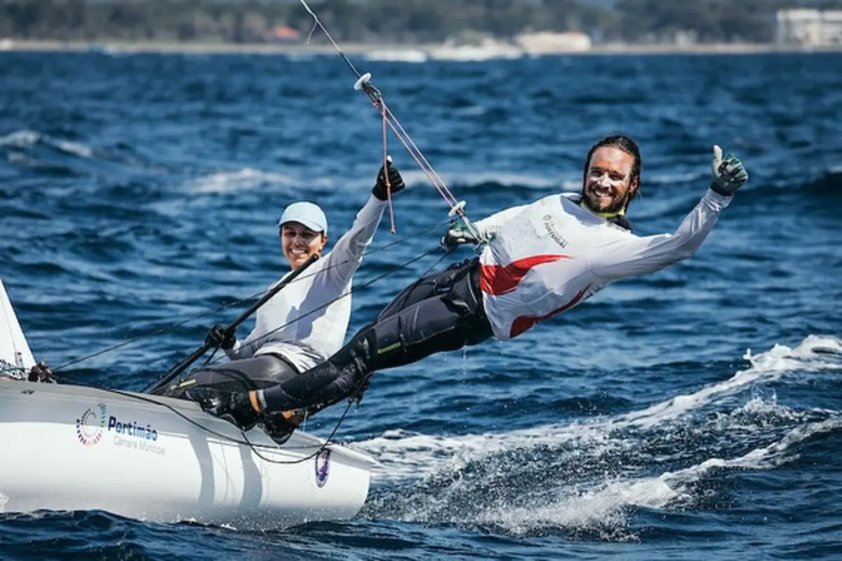 Imagem de contexto do artigo Beatriz Gago e Rodolfo Pires caem para quartos no Europeu de vela 470