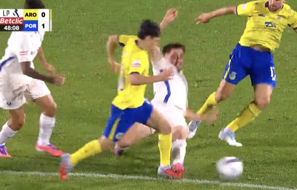 Imagem de contexto do artigo Tribunal O JOGO | Martim Fernandes foi bem expulso?