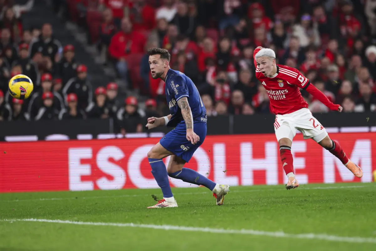 Justin de Haas cumpre a terceira época no Famalicão