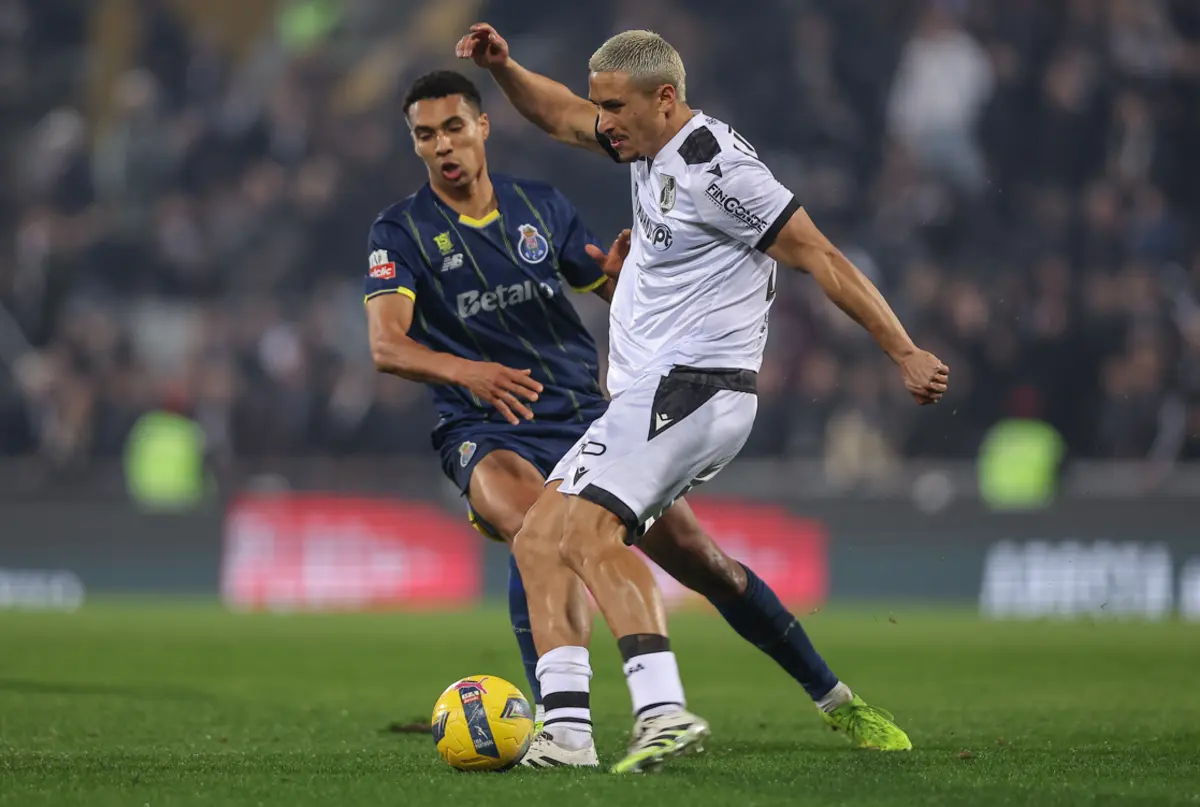 Abascal é um habitual titular do Vitória