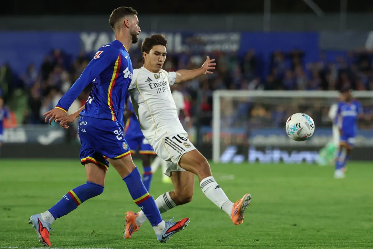 Gonzalo García com pouco espaço no Real Madrid