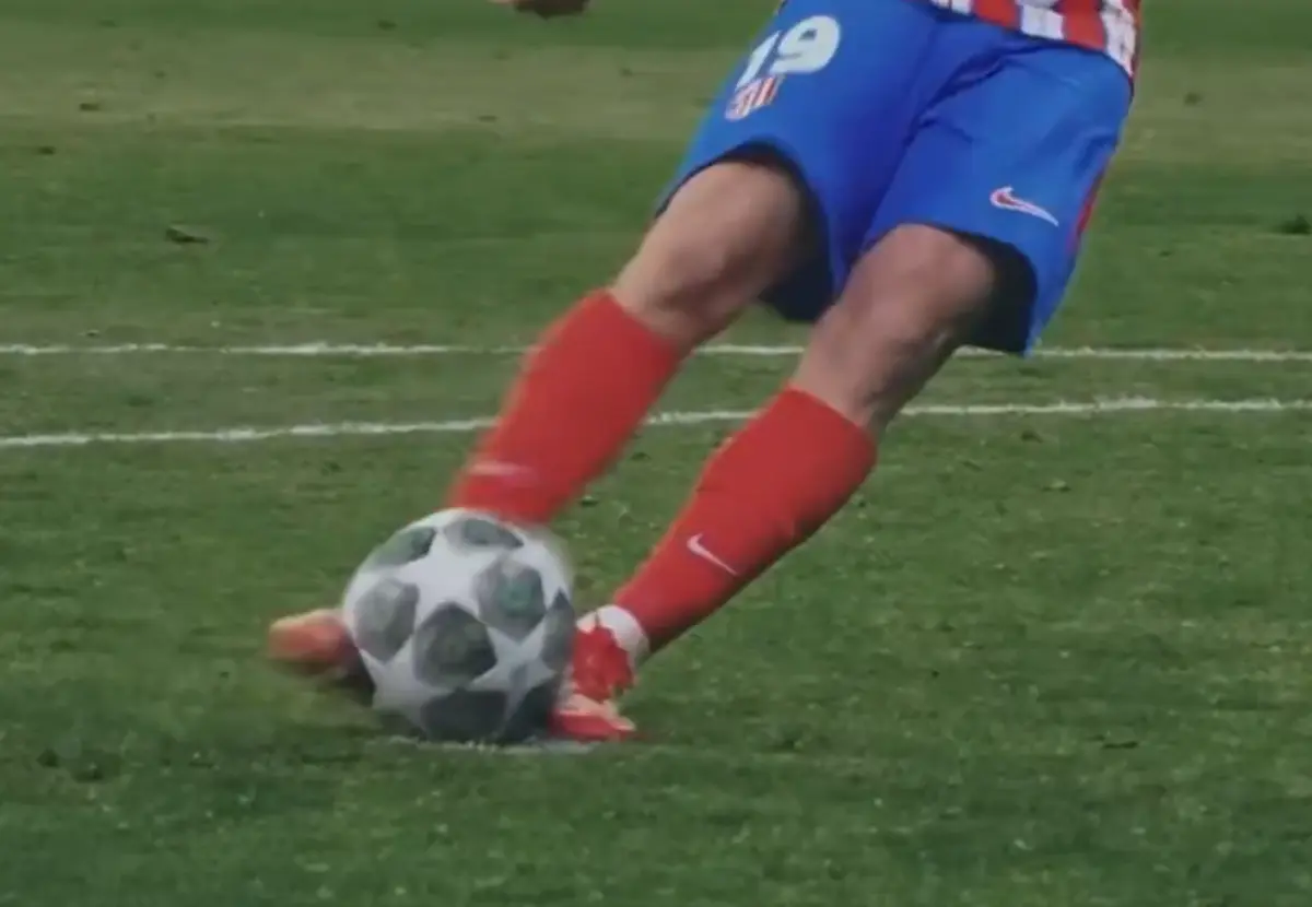 Imagem de contexto do artigo O polémico penálti de Julián Álvarez: veja o lance aproximado e em câmara lenta