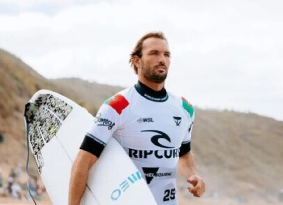 Imagem de contexto do artigo Frederico Morais e Yolanda Hopkins na prova da elite mundial do surf em Peniche