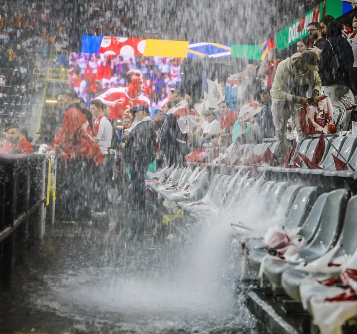 Imagem de contexto do artigo Estádio do Dortmund mete água antes do Turquia-Geórgia. Veja as imagens