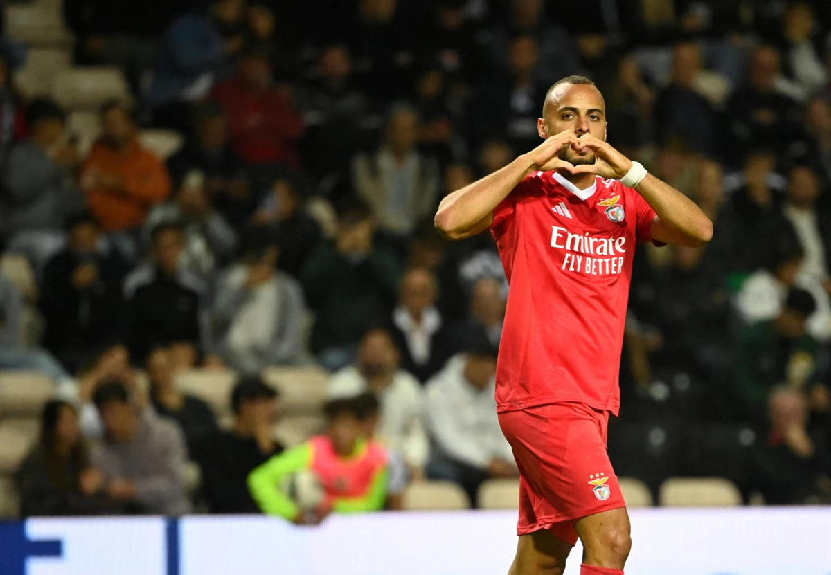 Imagem de contexto do artigo Arthur Cabral já assinou pelo Botafogo e oficialização deverá estar para breve