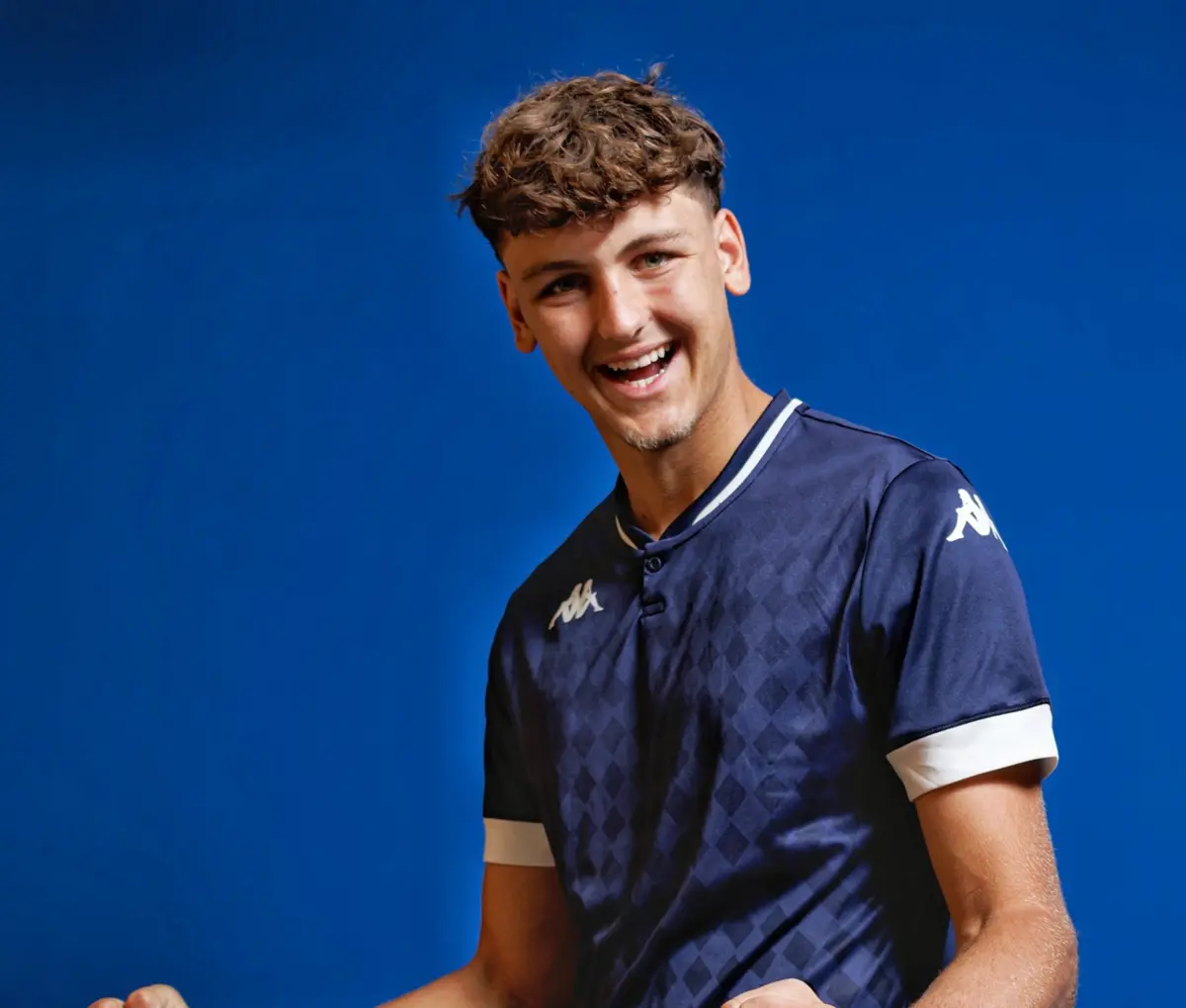 Imagem de contexto do artigo Estoril renova contrato de jovem guarda-redes