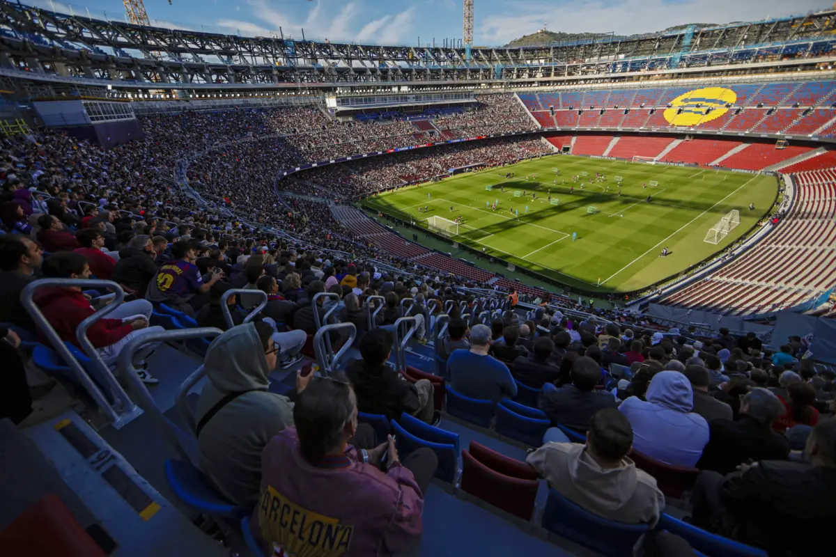 Camp Nou com obras de renovação