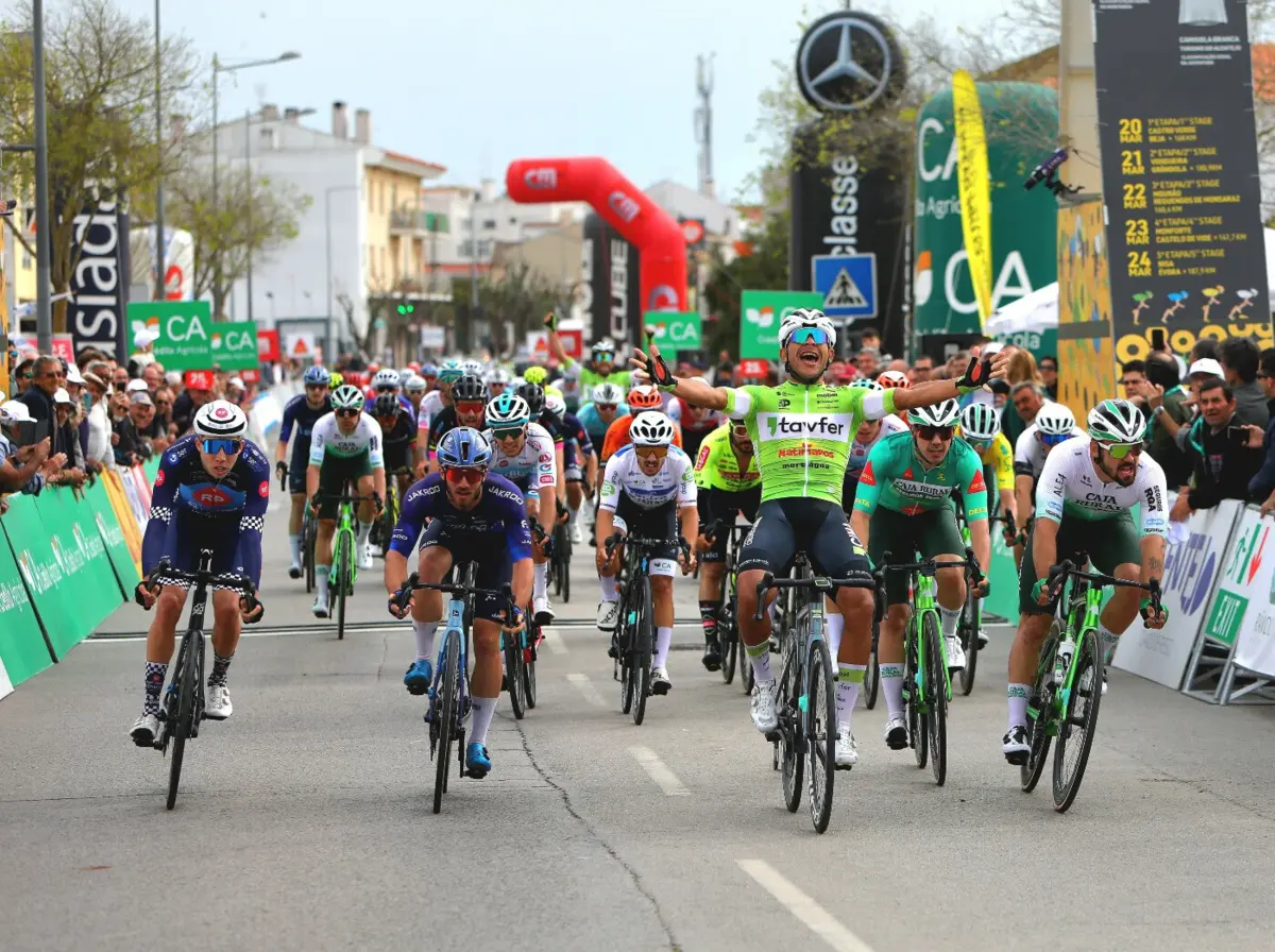 Leangel Linarez vence ao sprint segunda etapa da Volta ao Alentejo