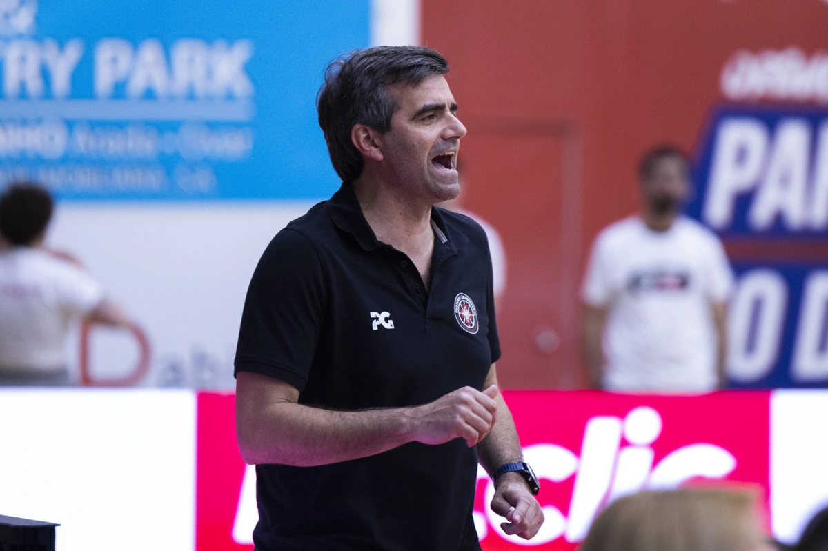 Treinador João Tiago