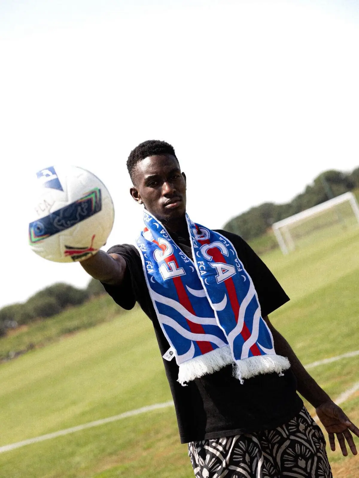 Imagem de contexto do artigo Davy Gui reforça meio-campo do Alverca