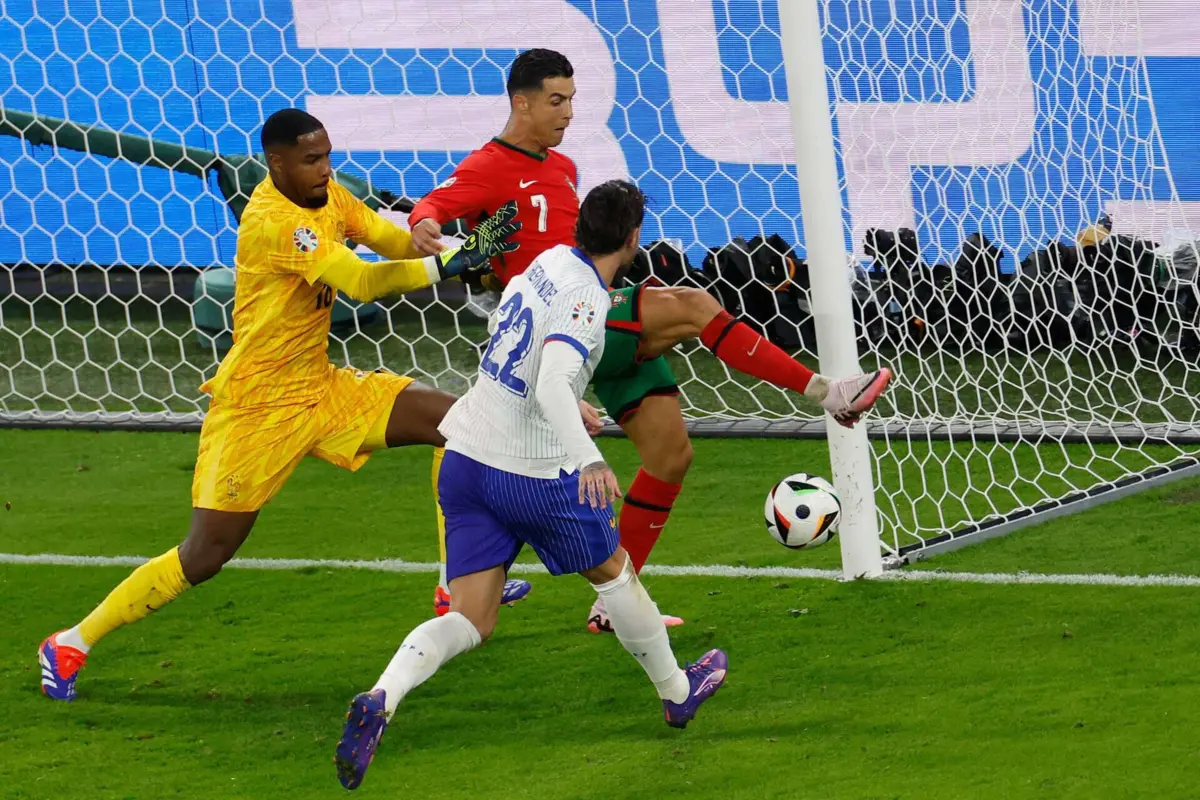 Imagem de contexto do artigo Portugal eliminado por França no desempate por penáltis. Recorde o jogo