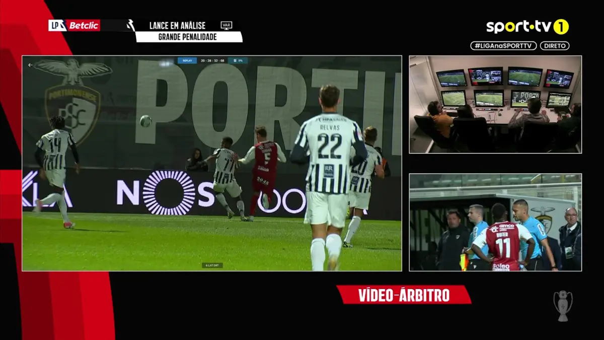 Imagem de contexto do artigo Portimonense-Braga: árbitro assinala penálti após recurso ao VAR e Pedrão empata