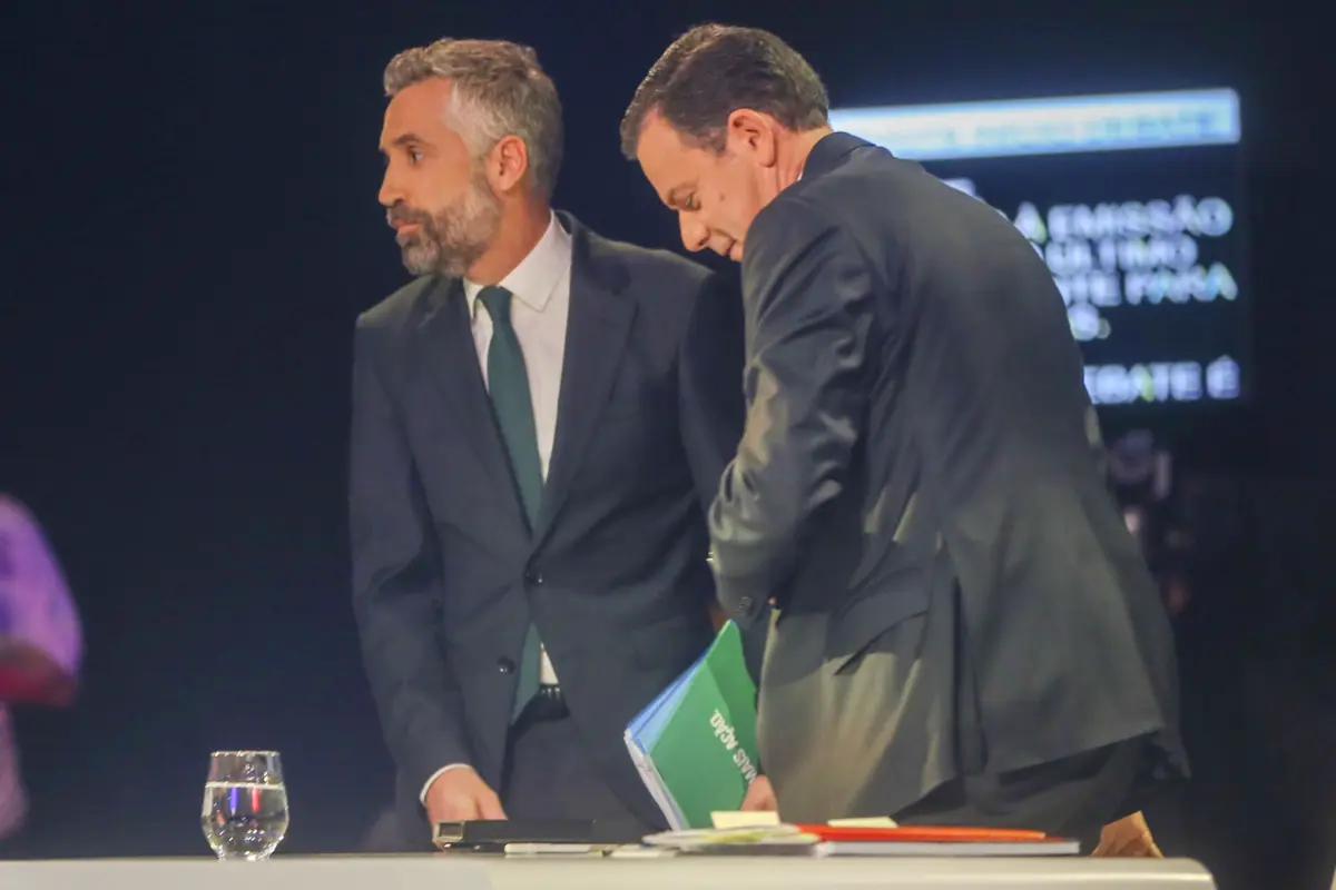 Pedro Nuno Santos e Luís Montenegro (Créditos: Paulo Spranger/Global Imagens)