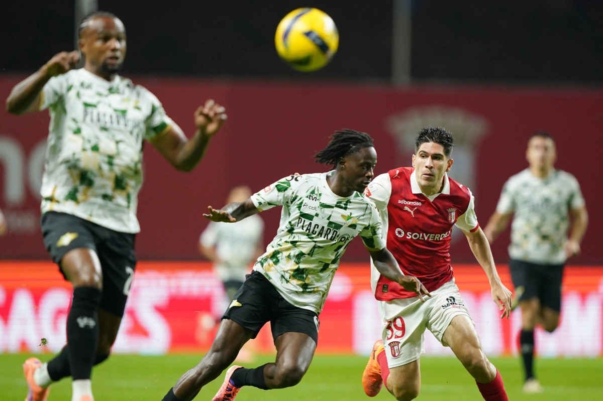 Fran Navarro foi titular no Braga-Moreirense