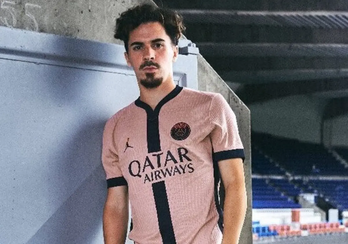 Imagem de contexto do artigo Modelos portugueses na apresentação do terceiro equipamento do PSG