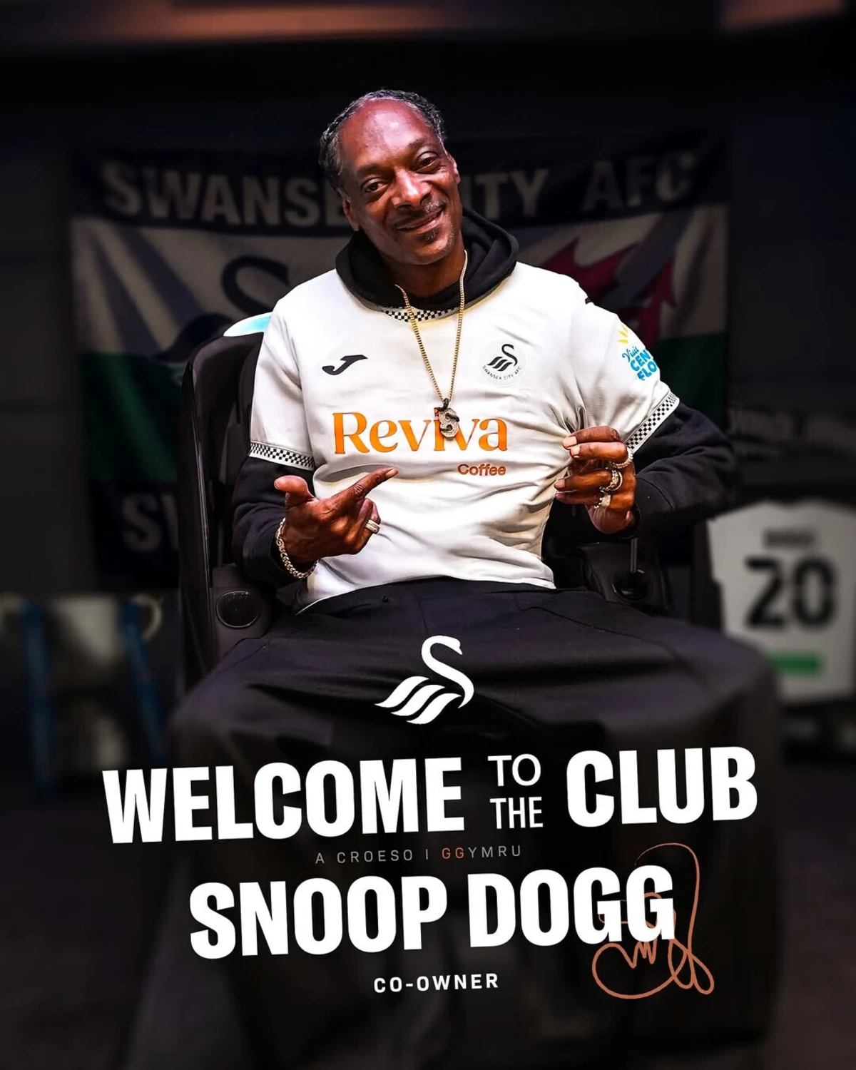 Snoop Dogg tornou-se investidor e co-proprietário do Swansea City (créditos: Swansea City)