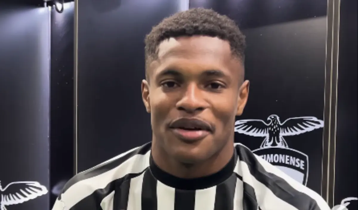 Imagem de contexto do artigo Hélio Varela prolonga contrato com o Portimonense até 2026