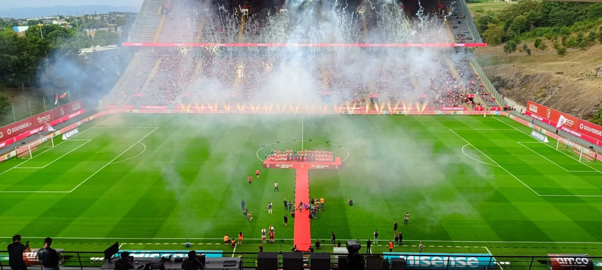 Imagem de contexto do artigo Ricardo Horta e Vicens foram os mais aplaudidos na apresentação do Braga: veja