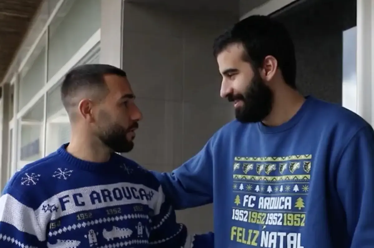 Imagem de contexto do artigo Arouca presenteou adepto que apoiou a equipa nos Açores. Assista ao vídeo