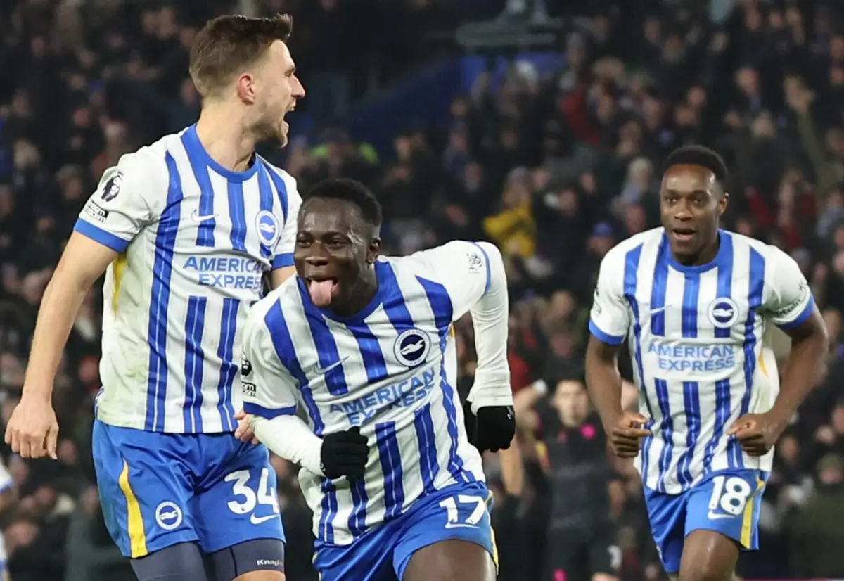 Minteh (créditos: Brighton)