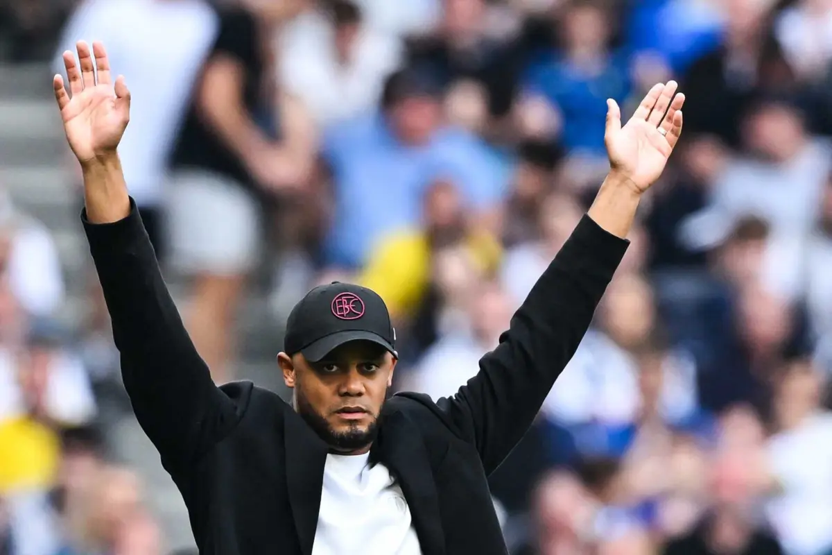 Vincent Kompany (créditos: AFP)