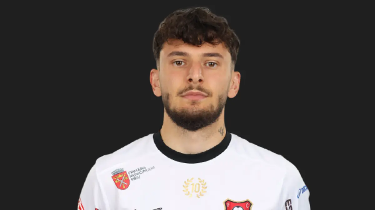 Imagem de contexto do artigo Romeno Ianis Stoica garantido para o ataque do Estrela da Amadora