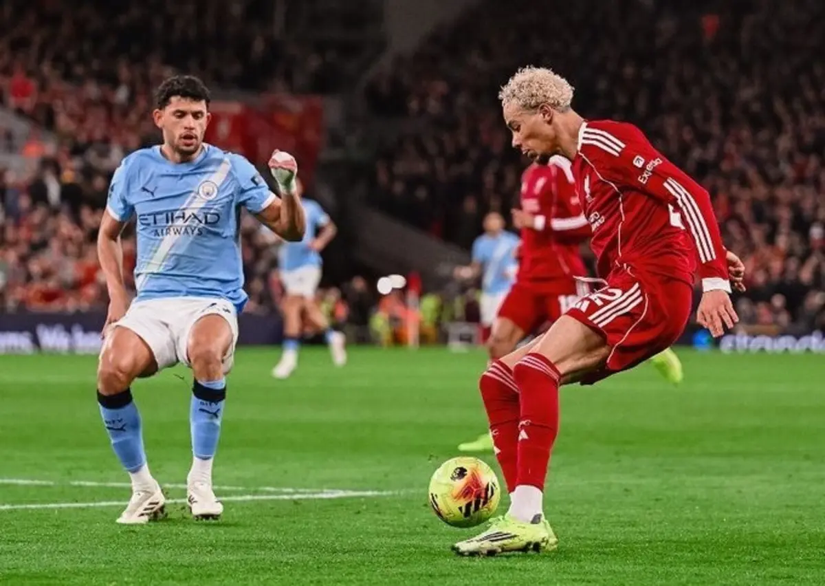 Matheus Nunes e Hugo Ekitike