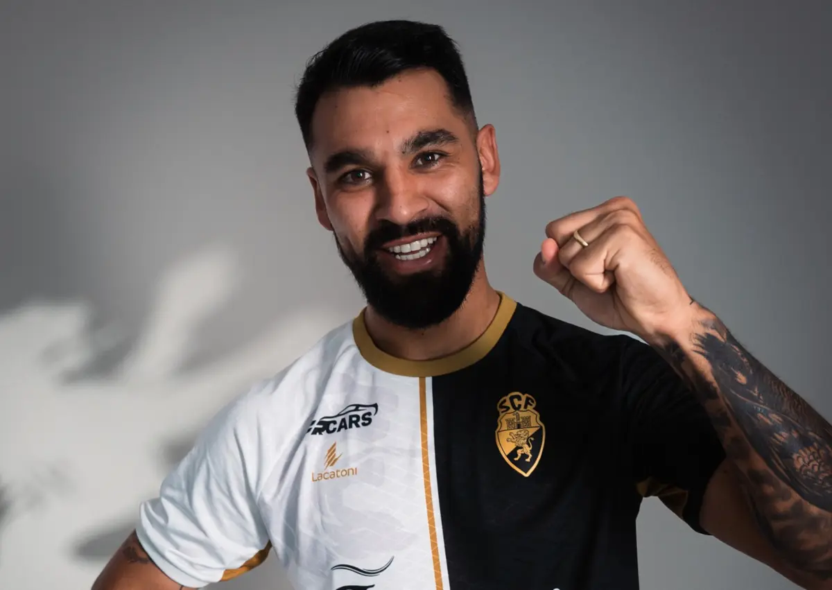 Imagem de contexto do artigo Farense reforça-se com central uruguaio