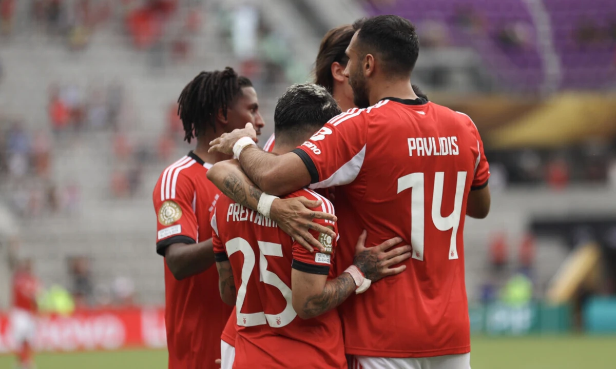 Imagem de contexto do artigo Benfica marca meia dúzia ao Auckland City e lidera o grupo no Mundial de Clubes